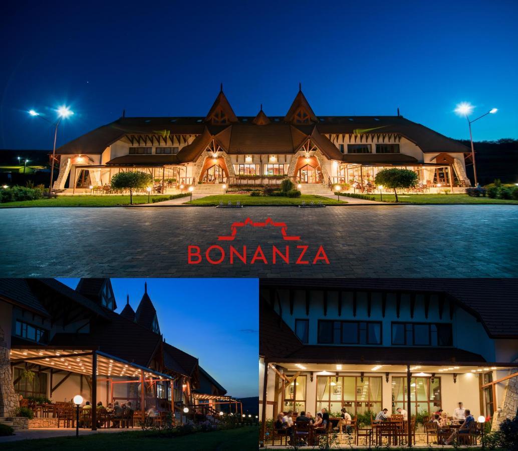 Bonanza Pensiune & Restaurant Cluj-Napoca Extérieur photo